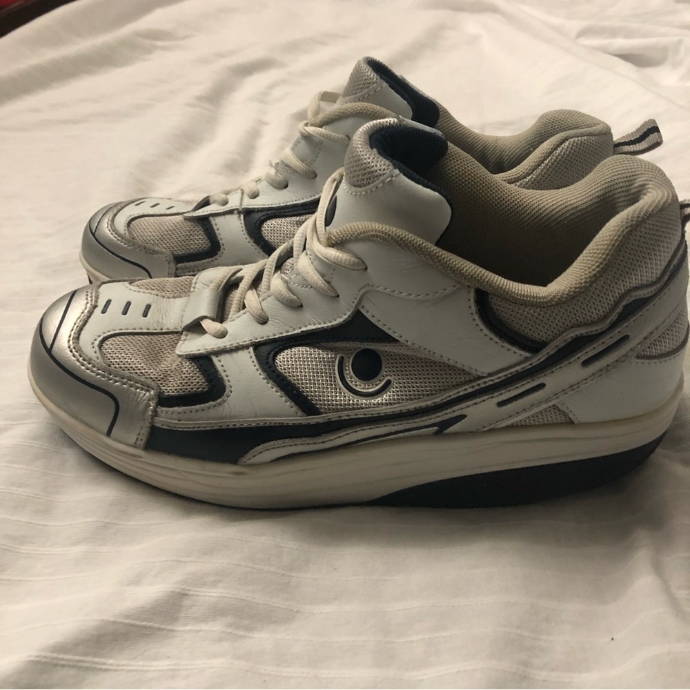 Rocker R-X  Exercise Walking Toning Shoes Sneakers White Gray Rockers 10-10.5 41